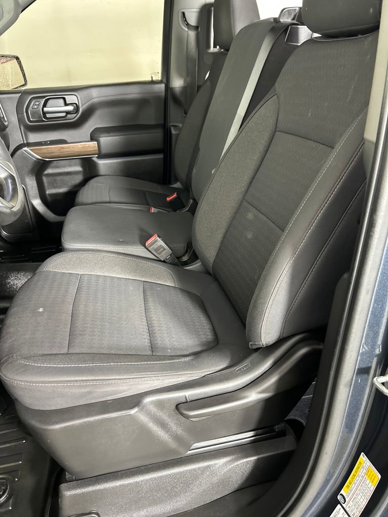 Used 2020 Chevrolet Silverado 1500 LT image 13