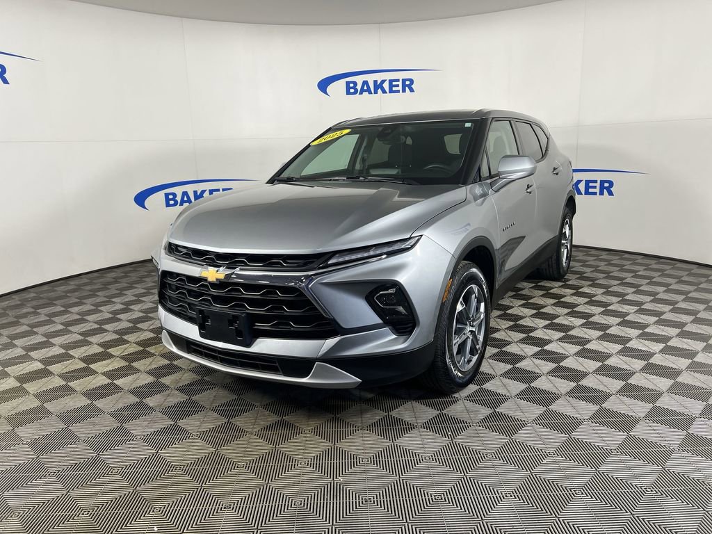 Certified 2025 Chevrolet Blazer LT image 1