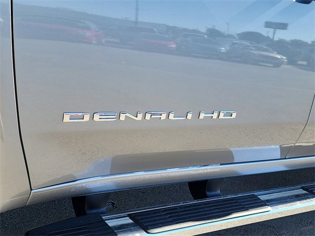 New 2026 GMC Sierra 2500 Denali w/ Denali Reserve Package image 14