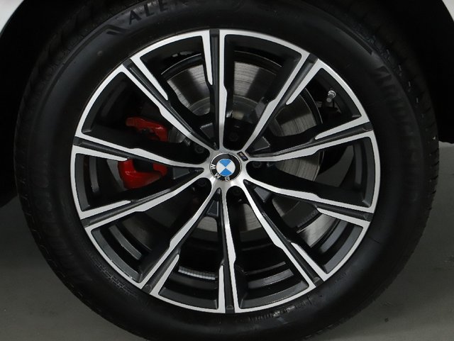 Used 2026 BMW X5 xDrive40i w/ M Sport Package AWD/4WD image 44