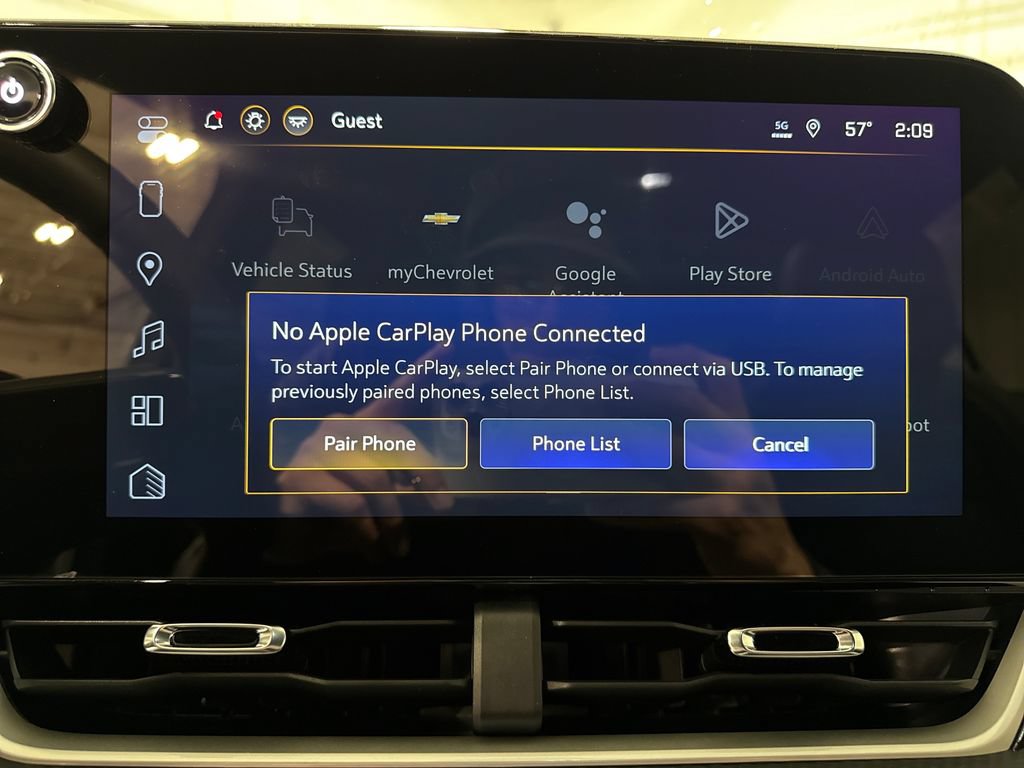 New 2026 Chevrolet Equinox LT w/ Convenience Package II FWD image 16