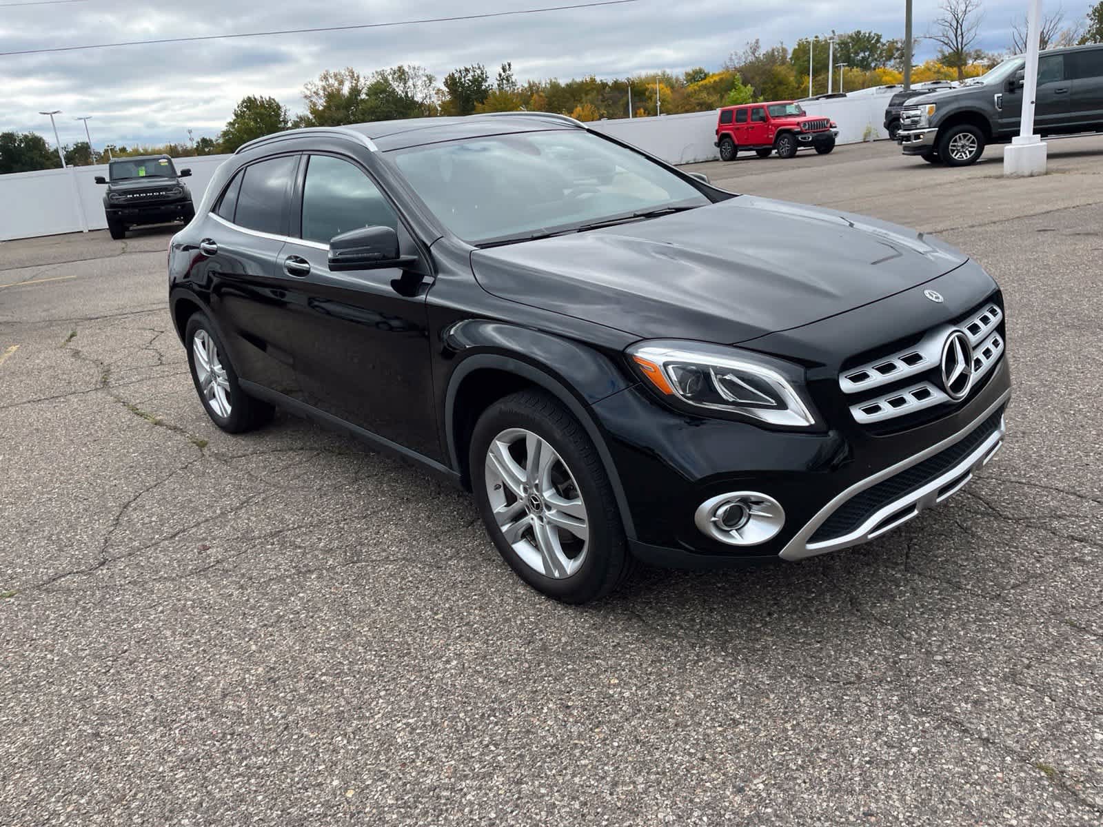 Used 2019 Mercedes-Benz GLA 250 4MATIC image 2