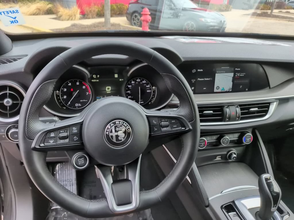 Used 2023 Alfa Romeo Stelvio Ti w/ Active Assist Plus Package AWD/4WD image 33