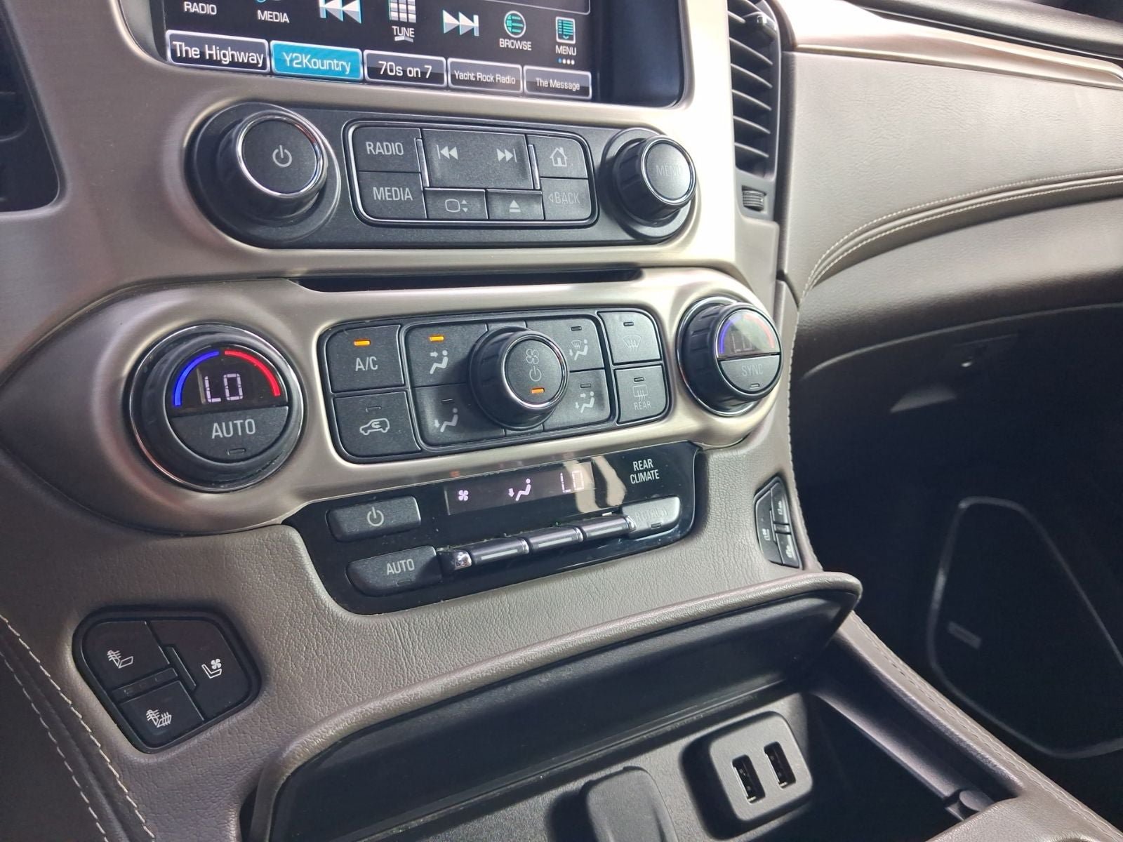 Used 2019 GMC Yukon XL Denali w/ Open Road Package AWD/4WD image 18
