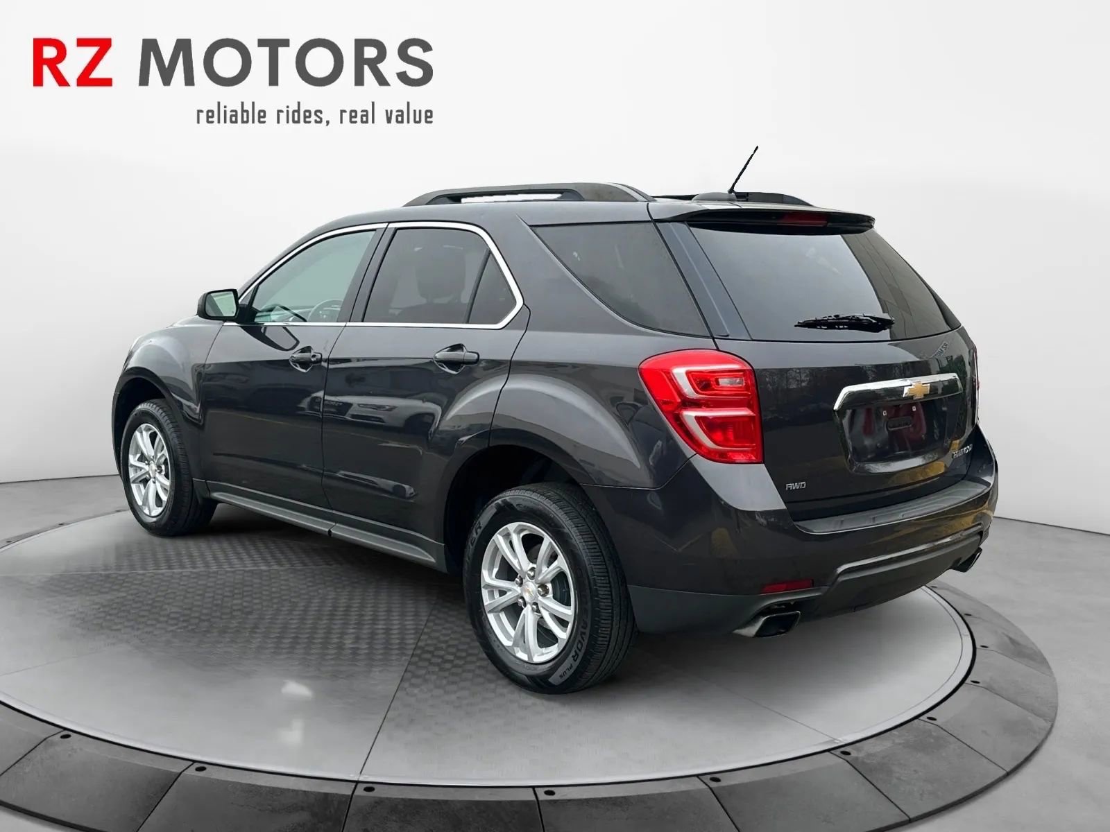 Used 2016 Chevrolet Equinox LT w/ Convenience Package image 3