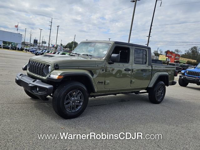 New 2025 Jeep Gladiator Sport image 3