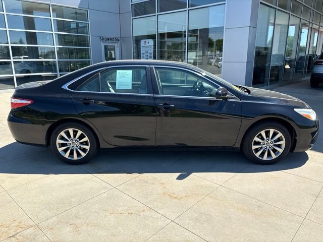 Used 2016 Toyota Camry XLE FWD image 8