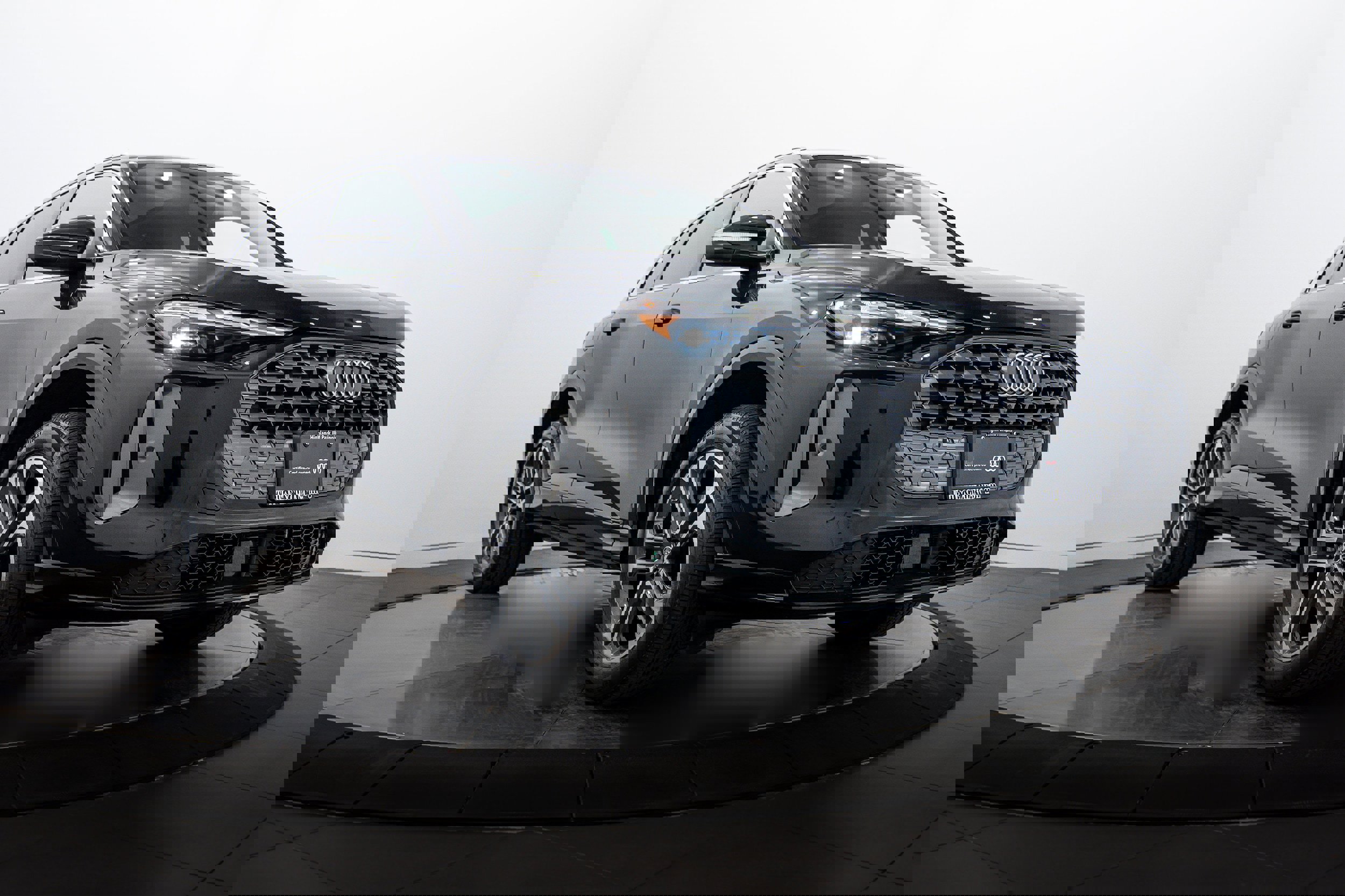 Certified 2025 Audi Q5 Premium w/ Convenience Package