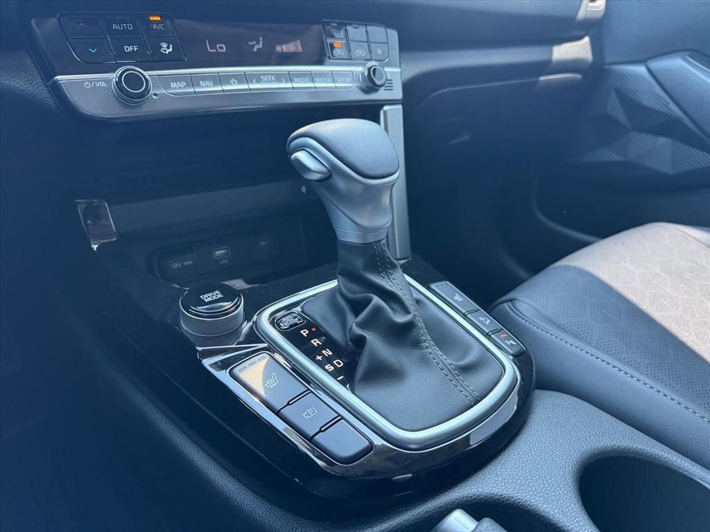 Certified 2025 Kia Seltos EX w/ EX Sunroof Package image 20