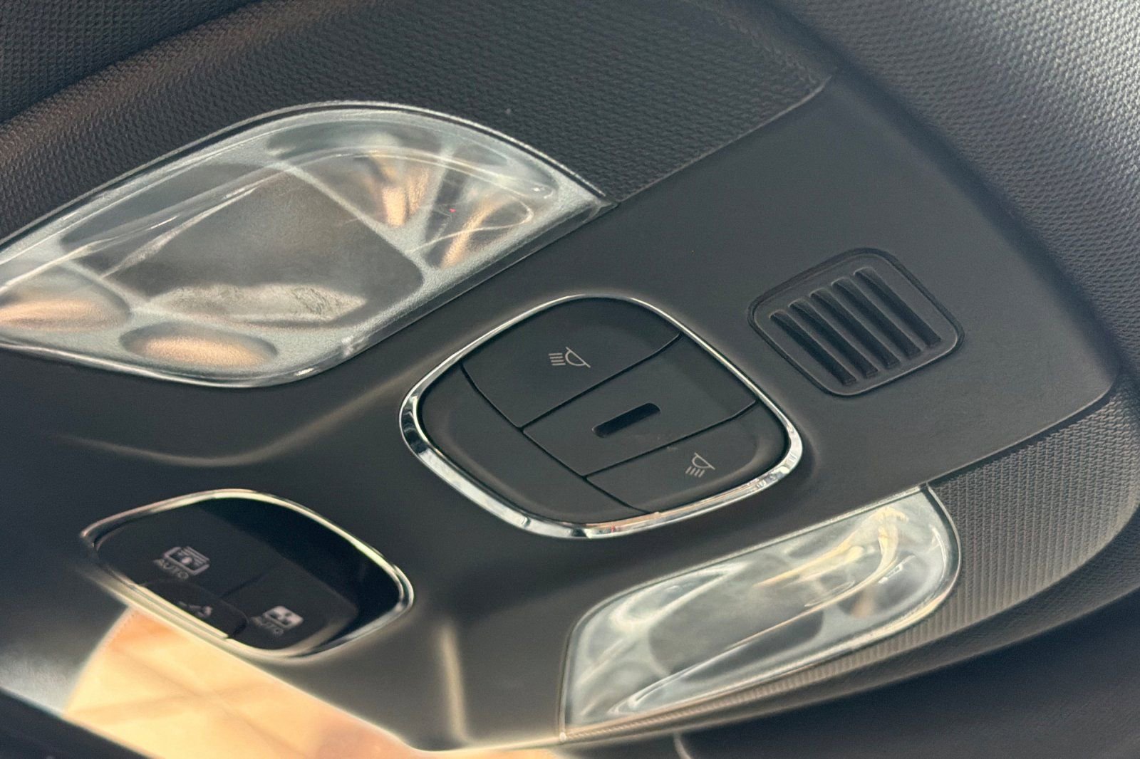 Used 2021 Jeep Compass 80th Special Edition w/ Sun and Sound Group image 25