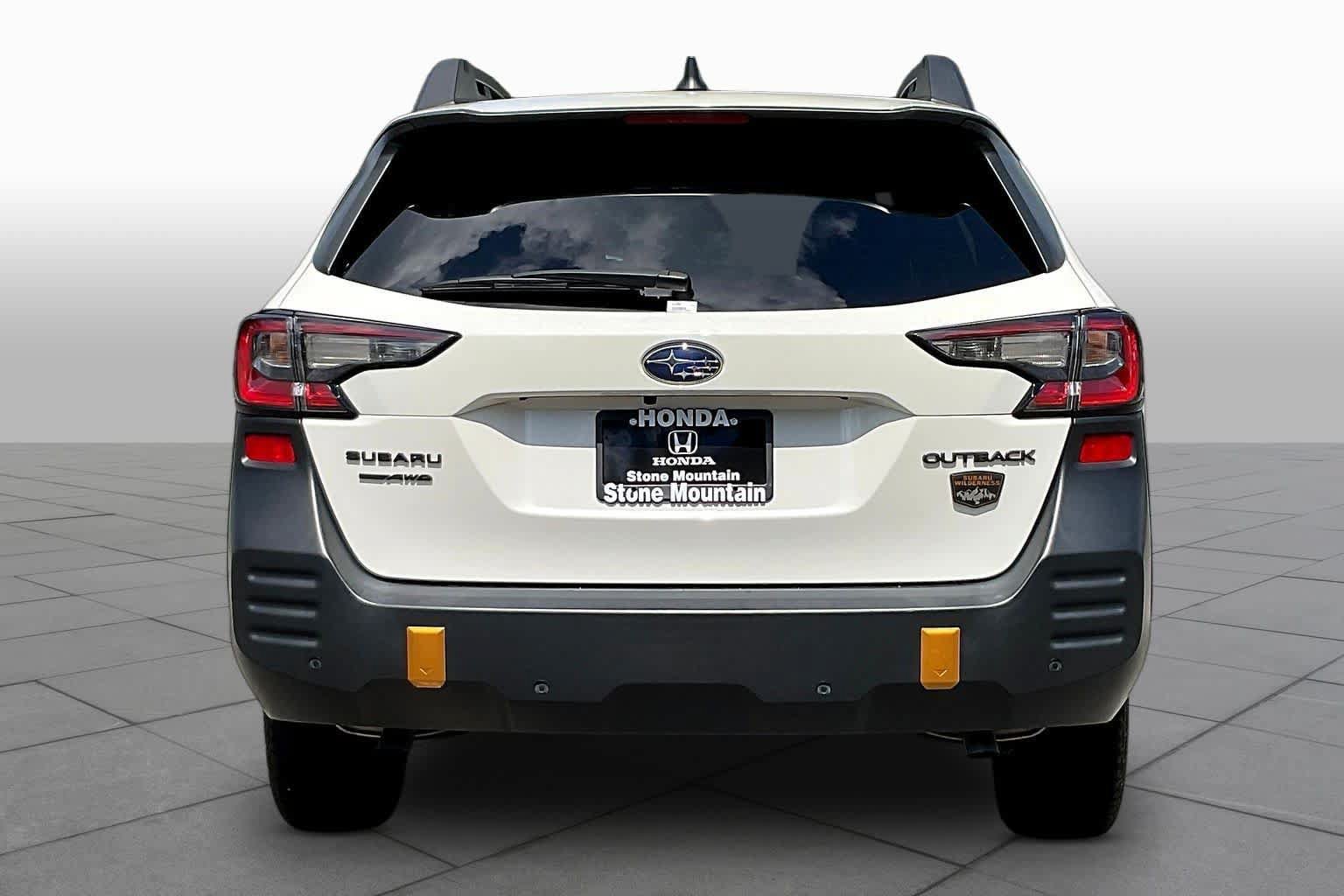 Used 2025 Subaru Outback Wilderness AWD/4WD image 9