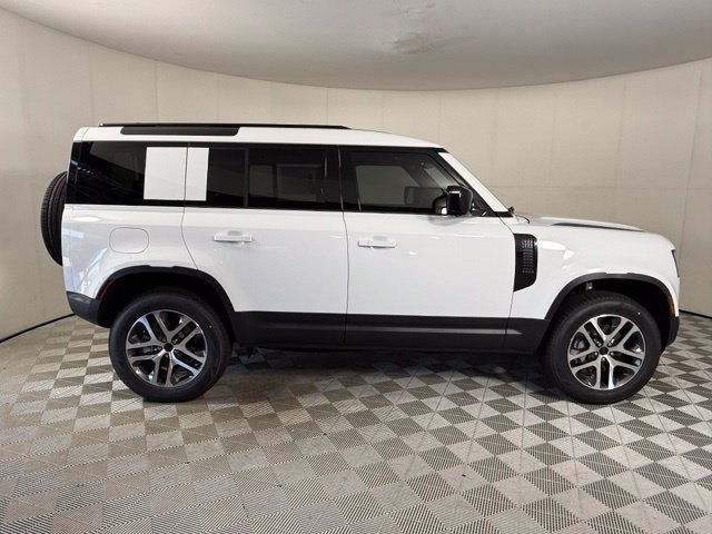 New 2026 Land Rover Defender 110 S AWD/4WD image 8