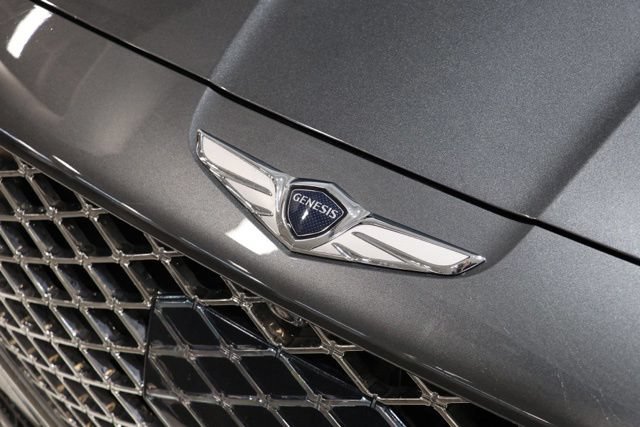 Used 2021 Genesis G90 3.3T Premium RWD image 12