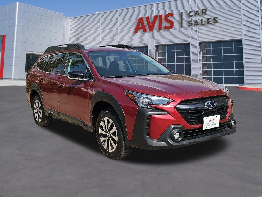 Used 2025 Subaru Outback Premium AWD/4WD image 3