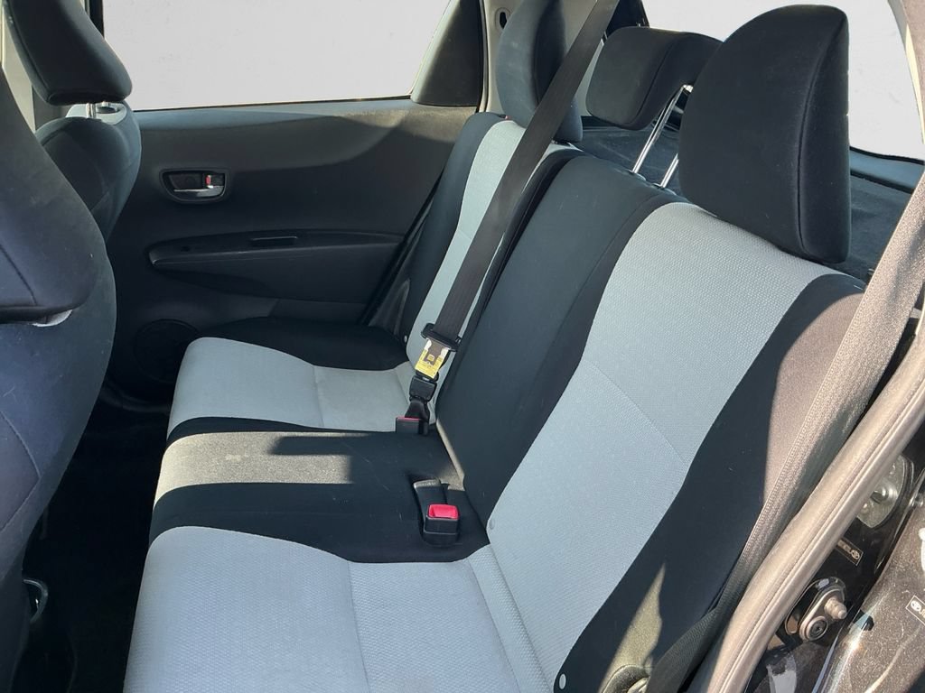 Used 2012 Toyota Yaris LE FWD image 13