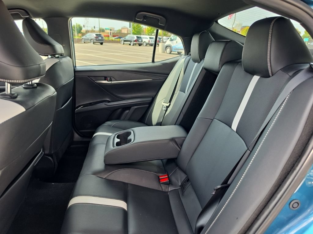 Used 2025 Toyota Camry SE FWD image 20
