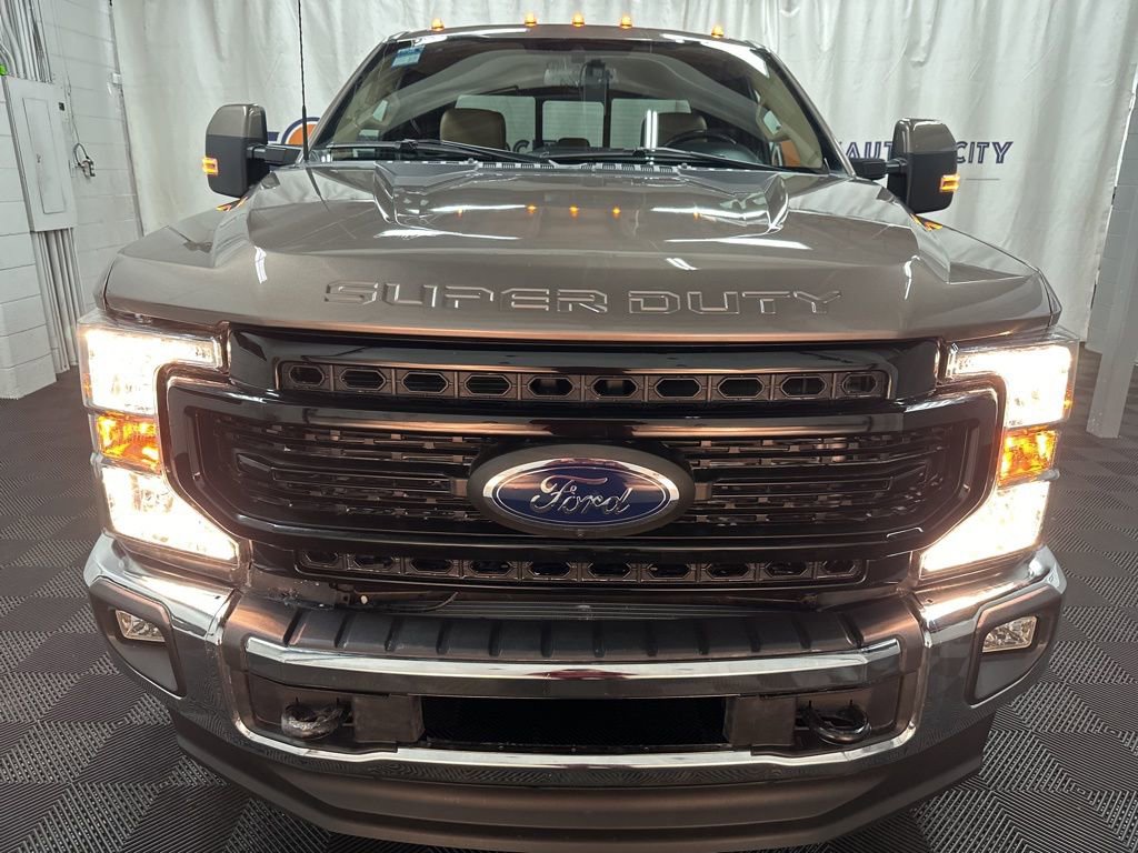 Used 2022 Ford F350 Lariat w/ Lariat Value Package image 3