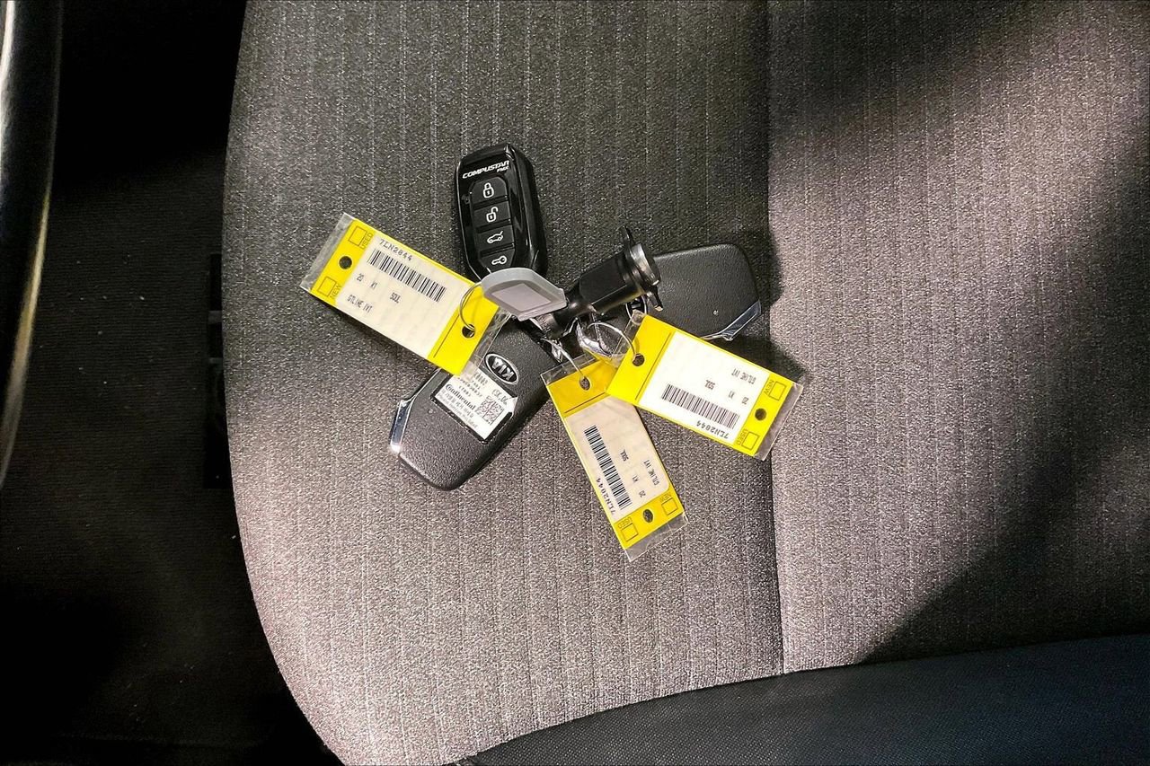 Used 2020 Kia Soul GT-Line w/ GT 2.0L Power Sunroof Package image 32