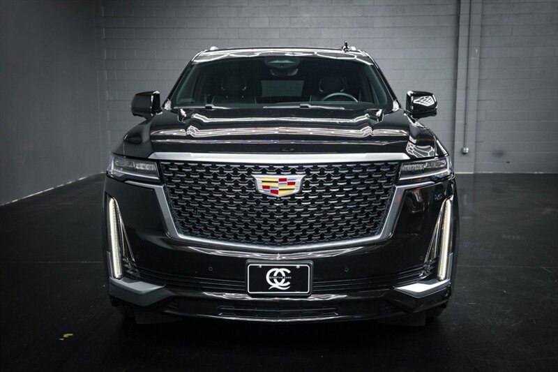 Used 2023 Cadillac Escalade Premium Luxury w/ Performance Package AWD/4WD image 2