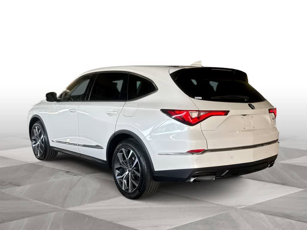 Used 2023 Acura MDX FWD w/ Technology Package image 6