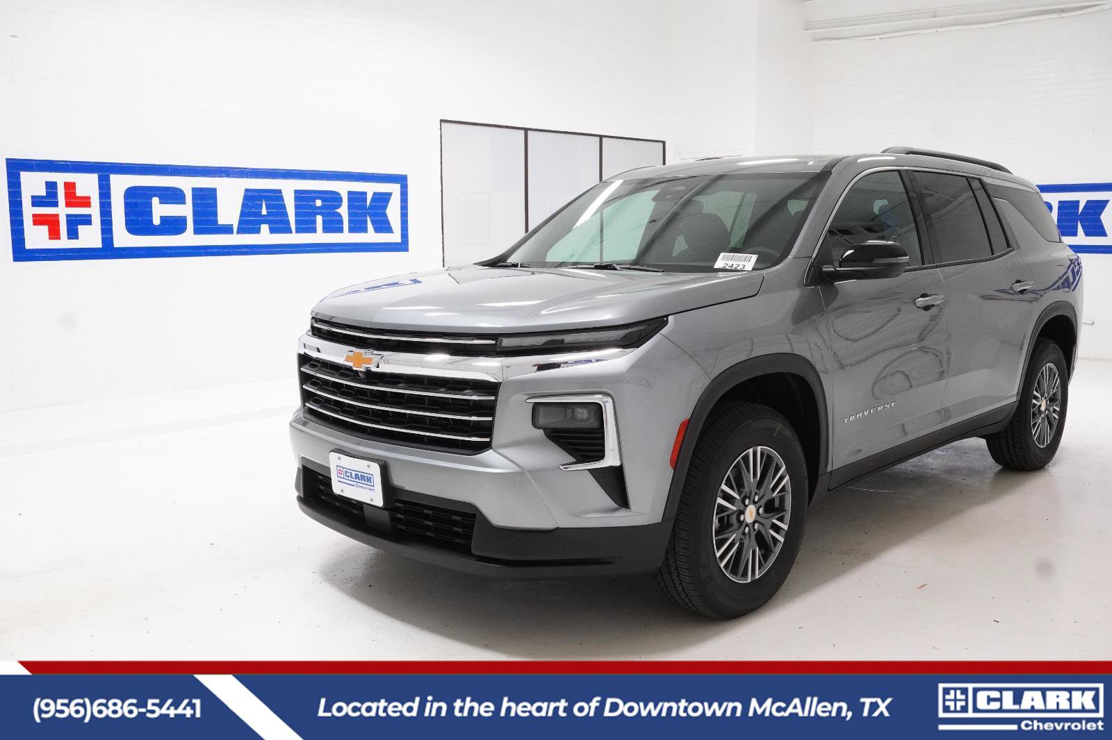 New 2026 Chevrolet Traverse LT FWD image 1