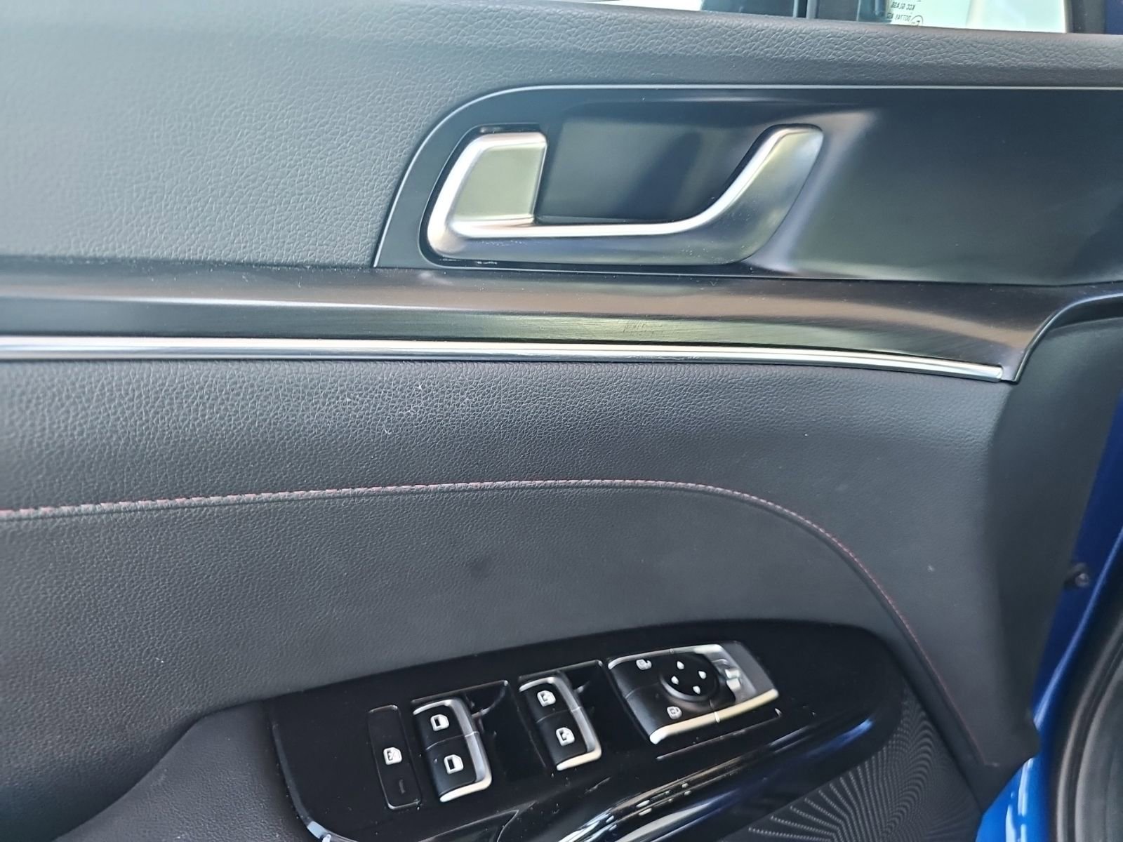 Used 2022 Kia K5 GT FWD image 5