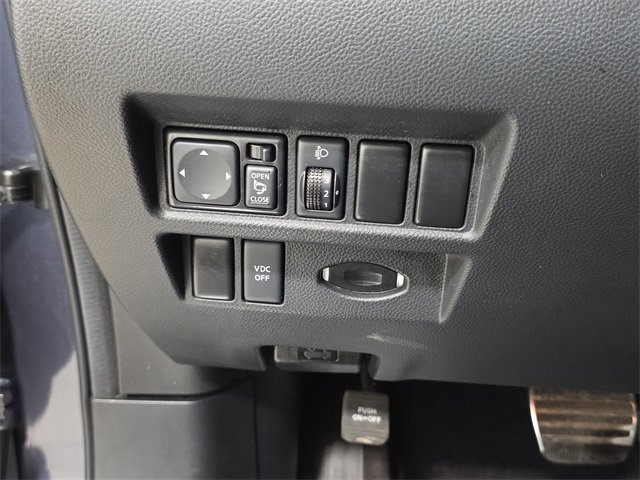Used 2011 INFINITI FX35 AWD w/ Premium Pkg image 26