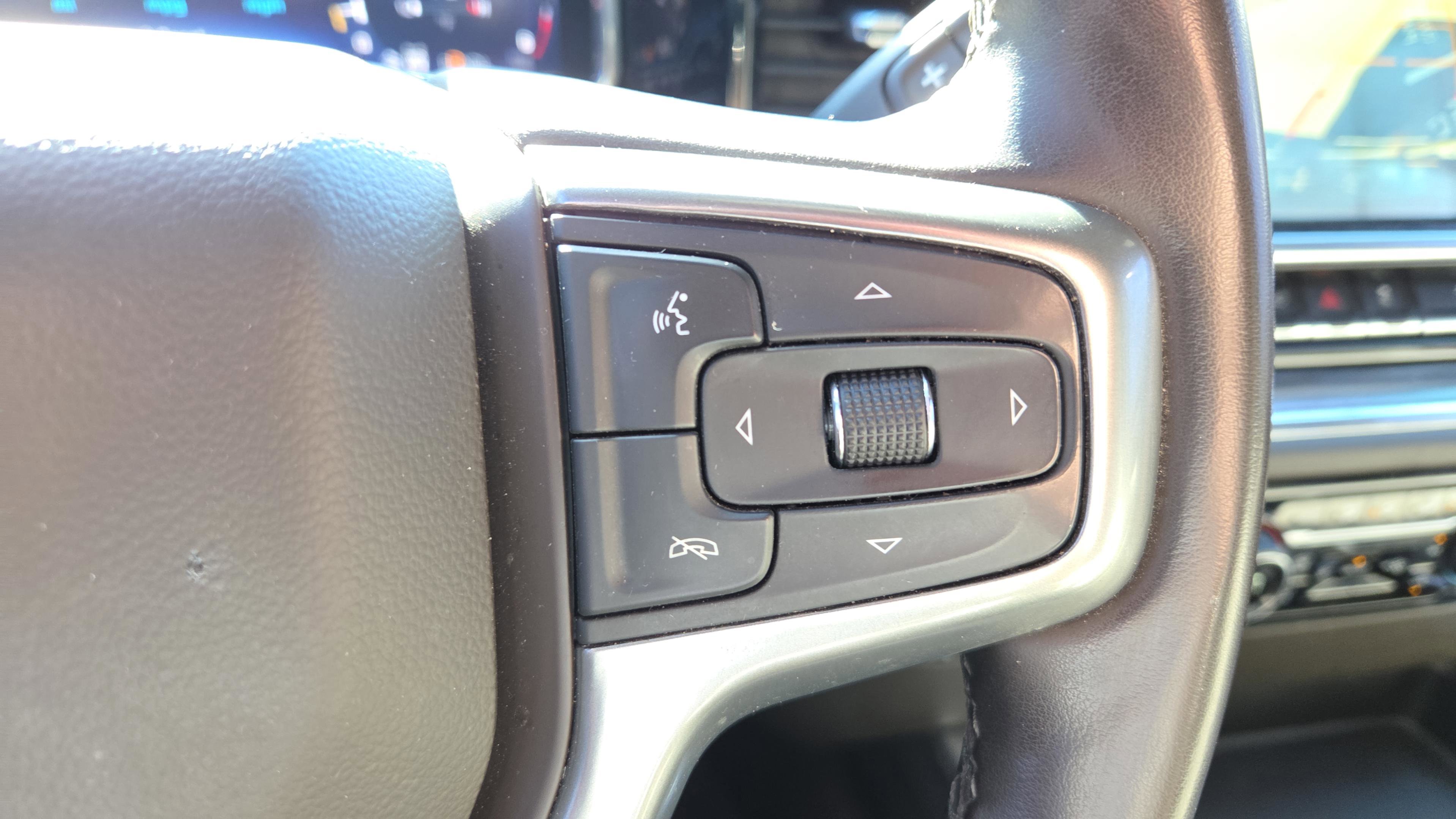 Used 2024 Chevrolet Silverado 2500 LTZ w/ LTZ Plus Package image 31