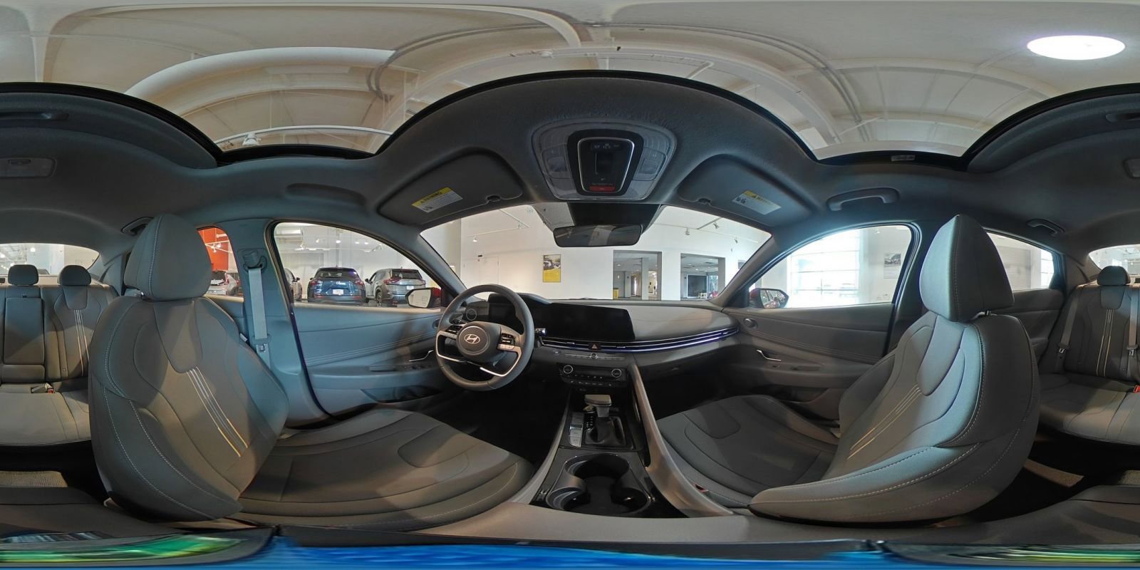 Used 2025 Hyundai Elantra SEL image 43