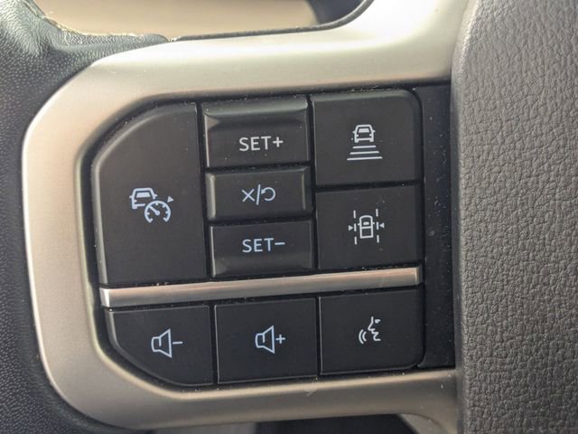 Used 2024 Ford Expedition Limited image 17