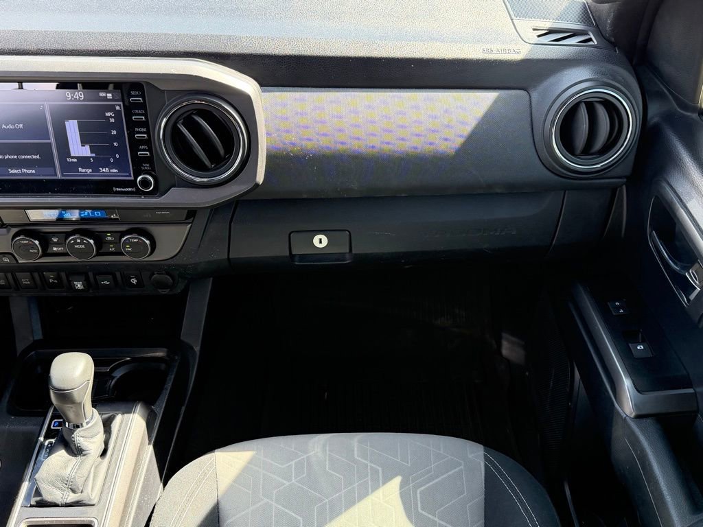 Used 2021 Toyota Tacoma TRD Sport w/ Technology Package image 12