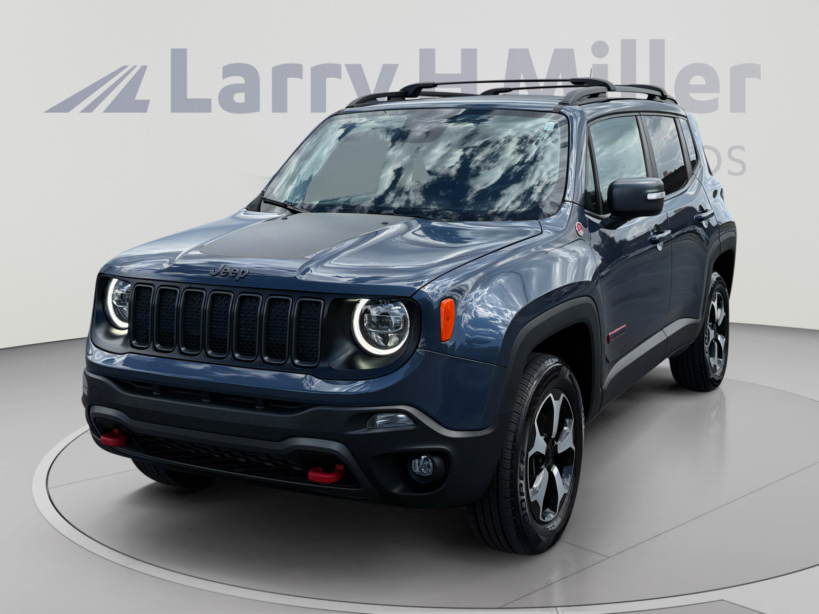 Used 2020 Jeep Renegade Trailhawk w/ UConnect 8.4 Nav Group