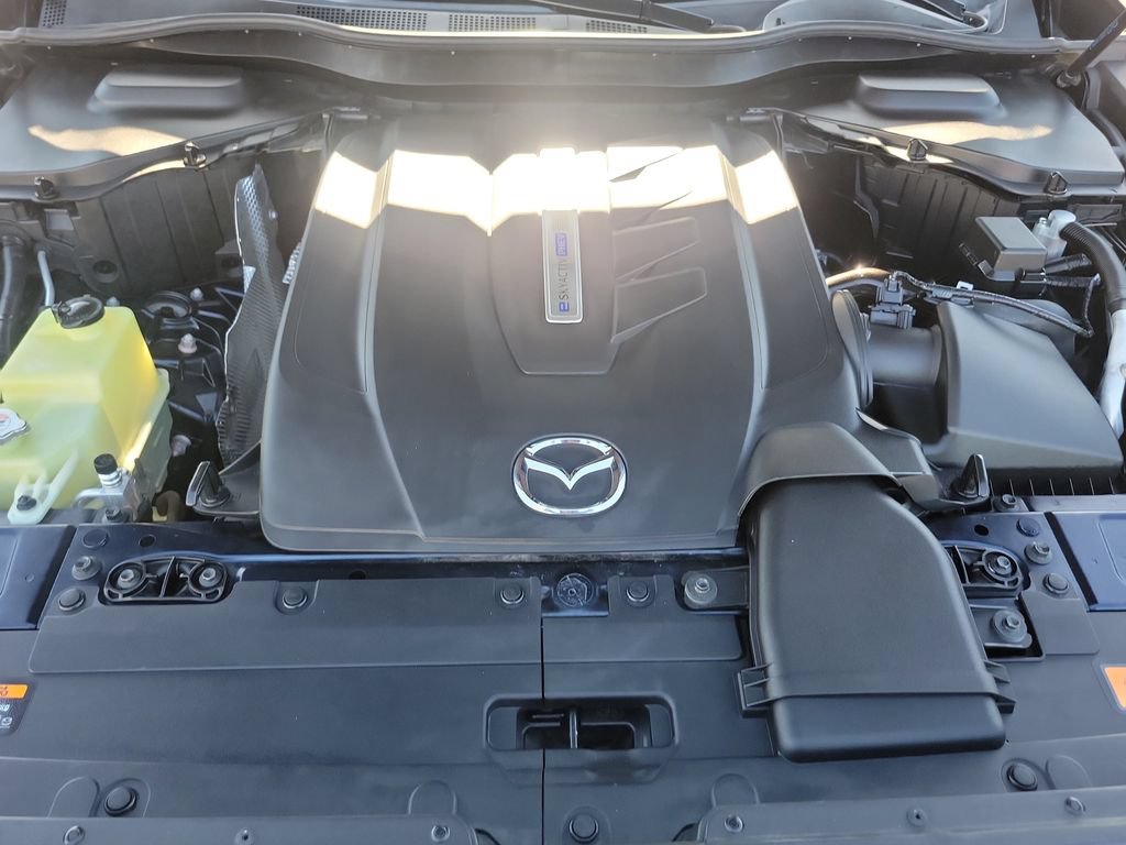 Certified 2024 MAZDA CX-90 Plug-In Hybrid w/ Premium Pkg AWD/4WD image 32