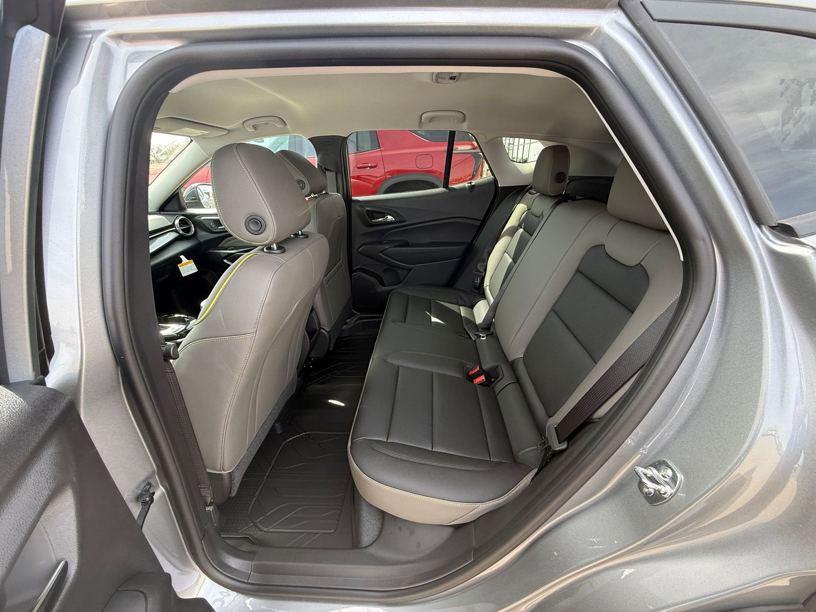 New 2026 Chevrolet Trax ACTIV w/ Driver Confidence Package FWD image 16