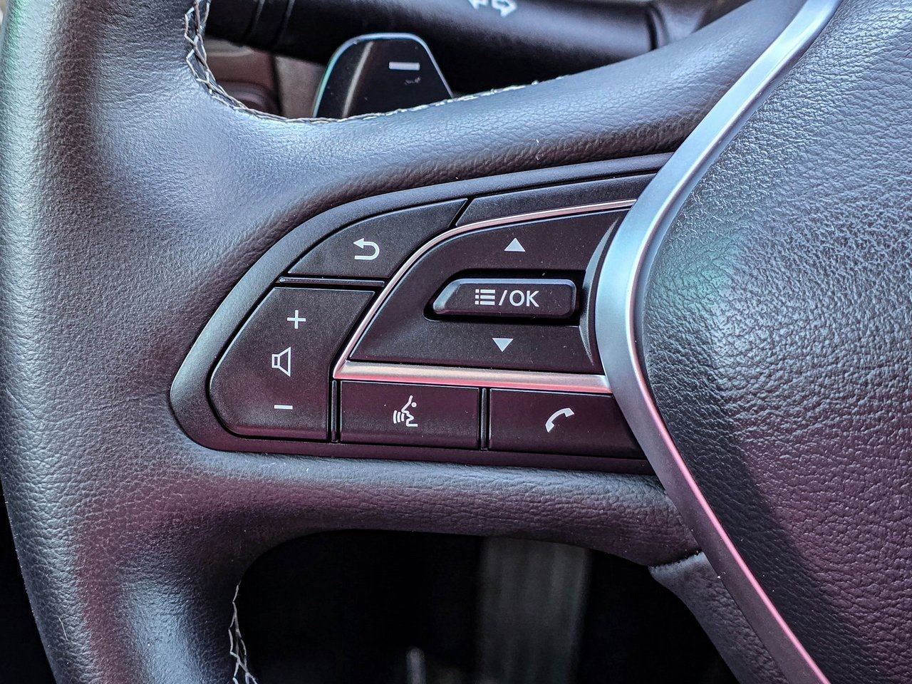 Used 2025 INFINITI QX55 Essential image 23