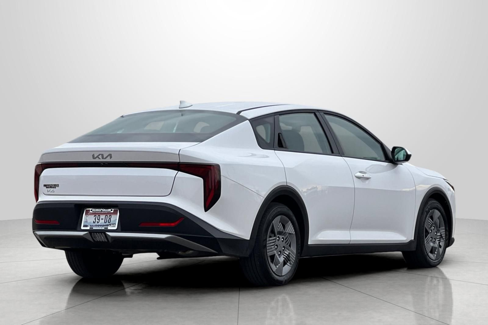 Used 2025 Kia K4 LX image 4