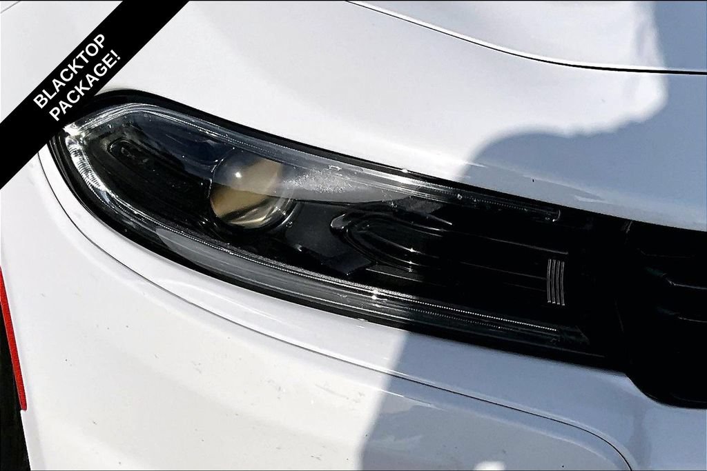 Used 2022 Dodge Charger SXT RWD image 27