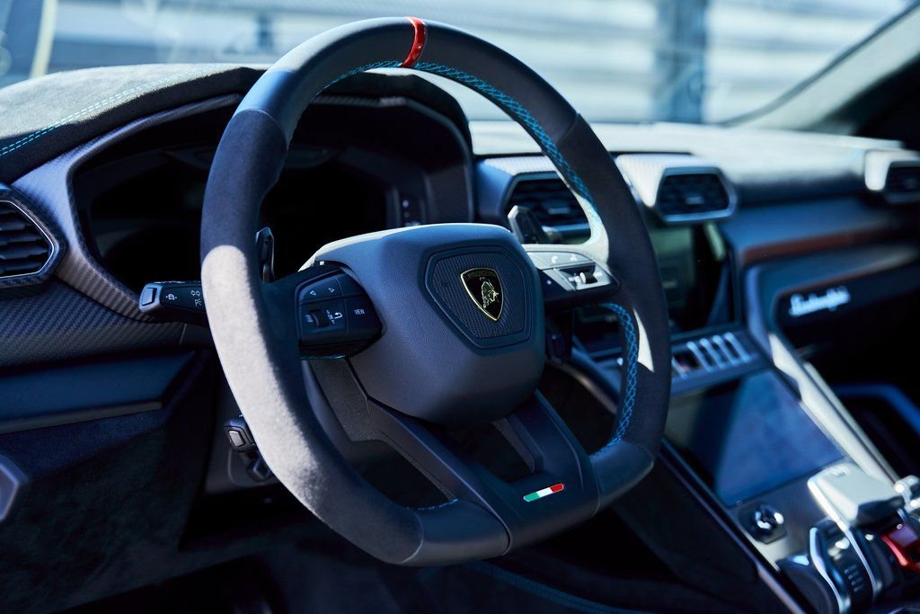 Used 2024 Lamborghini Urus Performante image 47