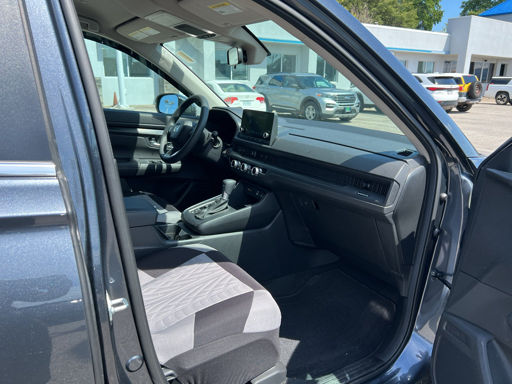 Used 2025 Honda CR-V LX image 12