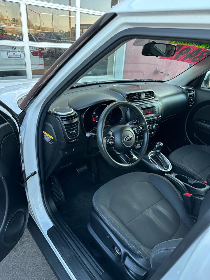 Used 2014 Kia Soul image 9