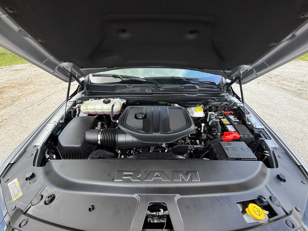 Used 2025 RAM 1500 Big Horn AWD/4WD image 27