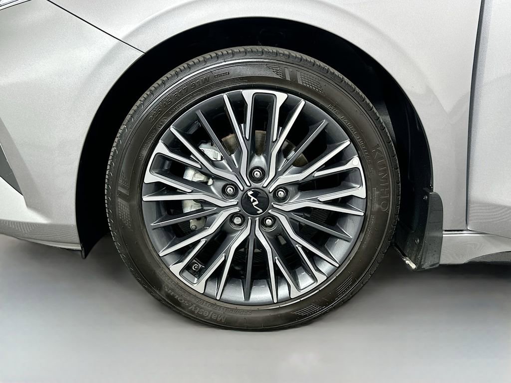 Used 2024 Kia Forte GT-Line w/ GT-Line Premium Package image 33