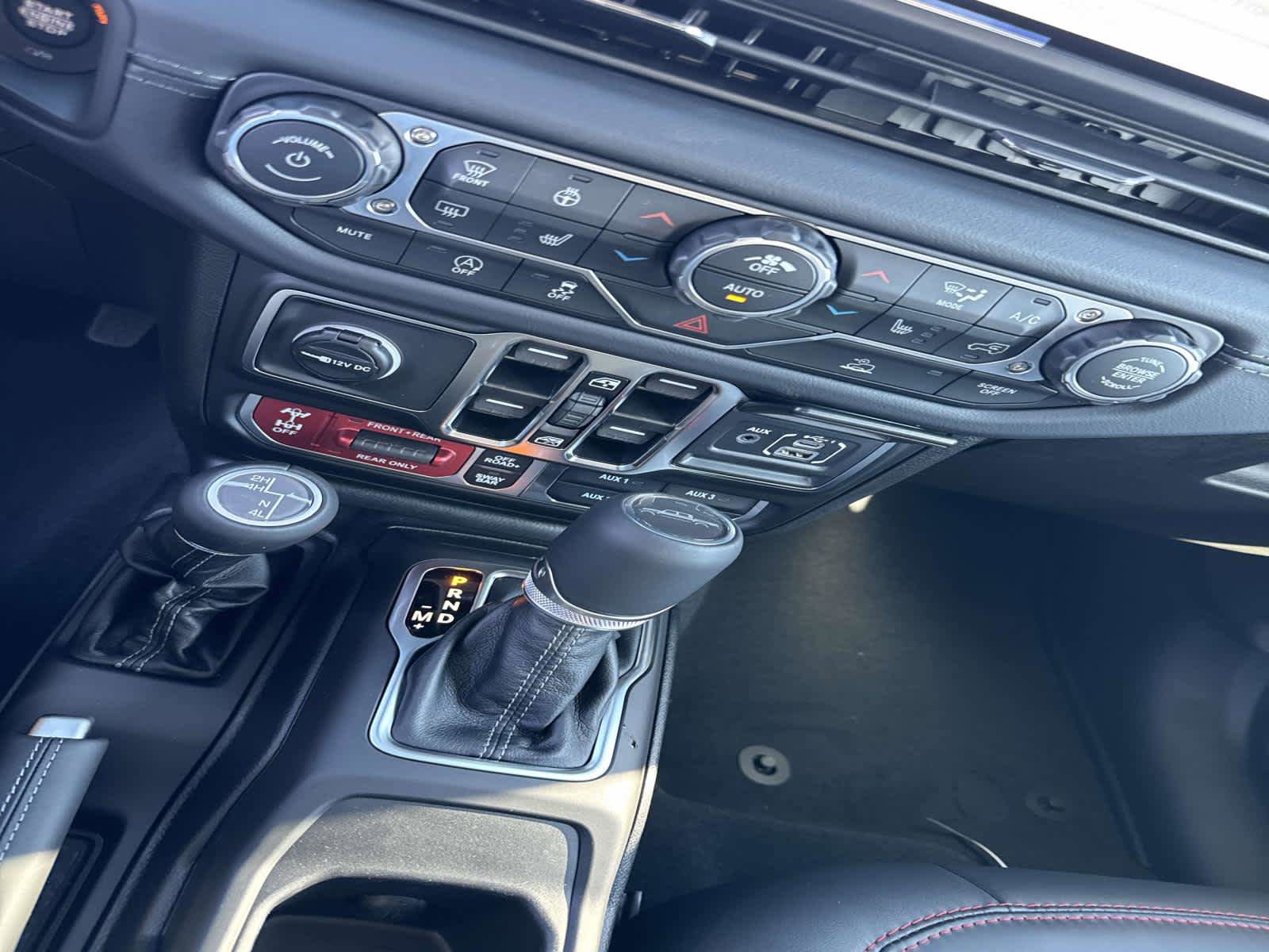New 2026 Jeep Gladiator Rubicon AWD/4WD image 15