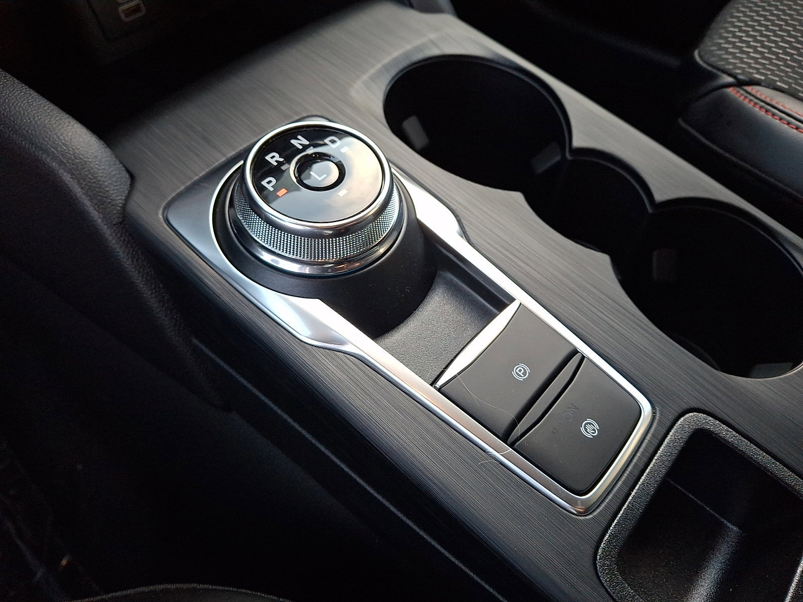 New 2026 Ford Escape ST-Line w/ Tech Pack #1 image 15