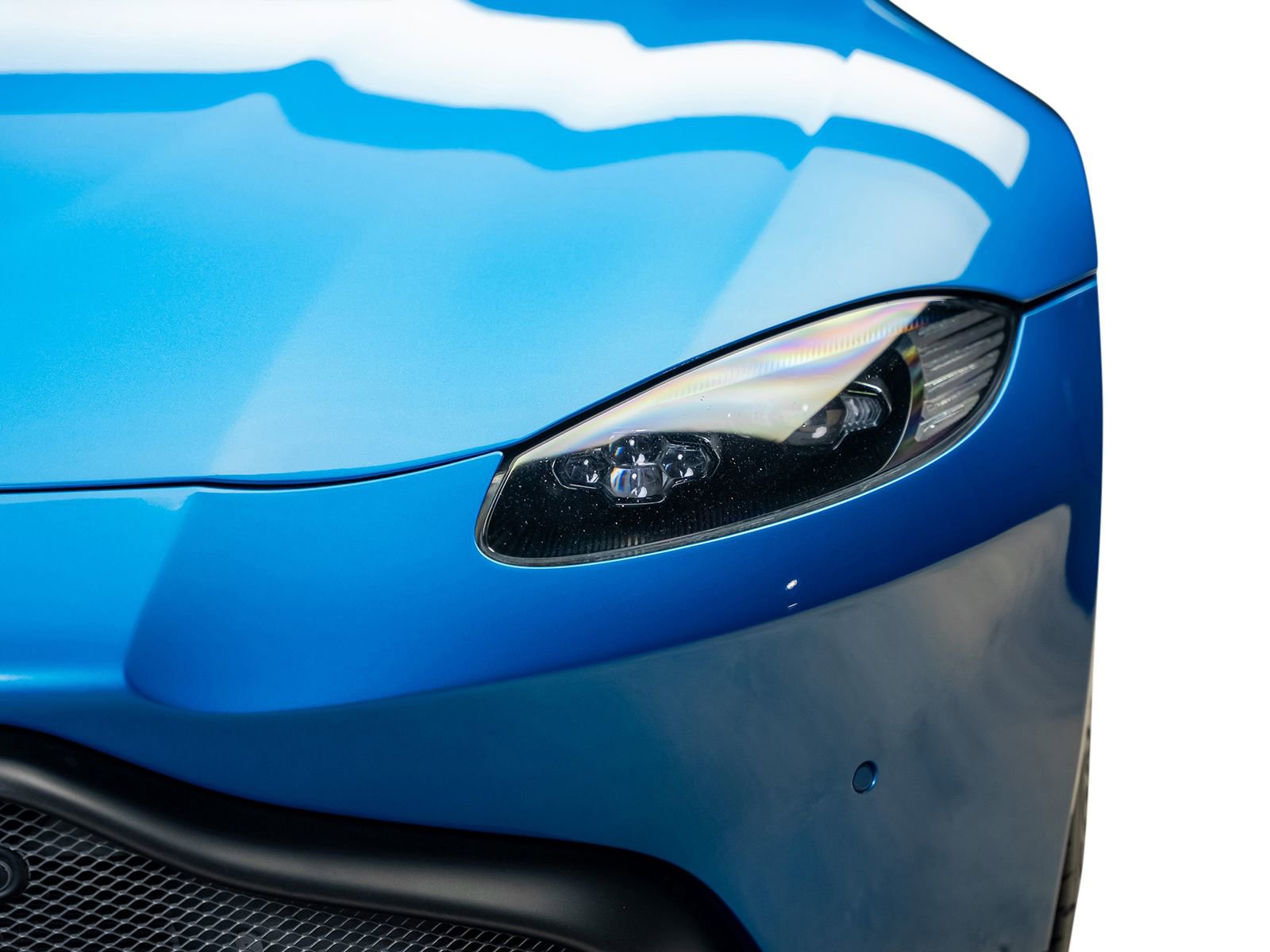 Used 2020 Aston Martin V8 Vantage Coupe RWD image 10