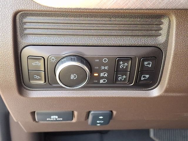 Used 2025 Ford F250 King Ranch w/ Chrome Package image 22