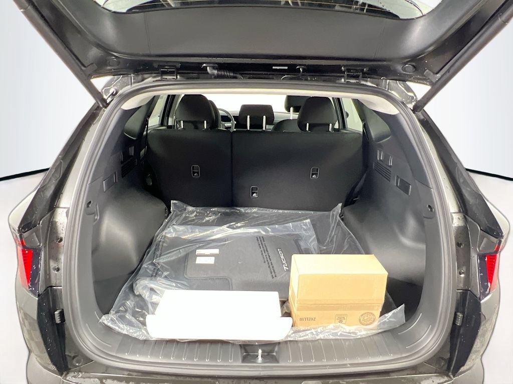New 2026 Hyundai Tucson SEL w/ Tow & Go Package AWD/4WD image 23