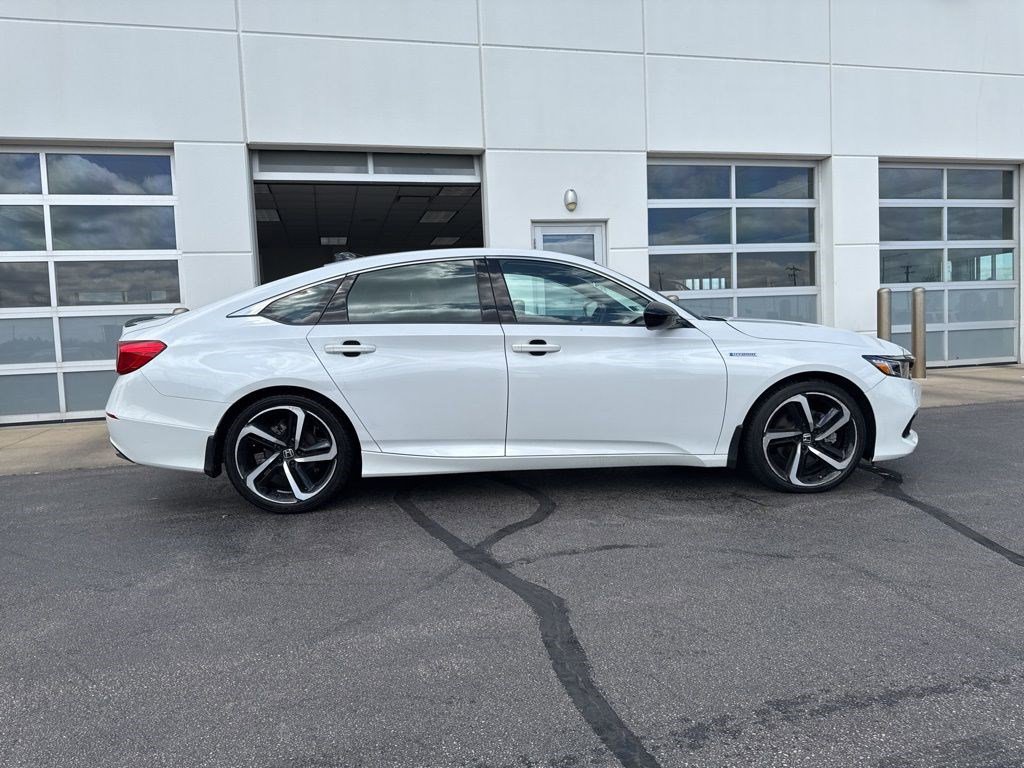 Certified 2022 Honda Accord Sport image 3