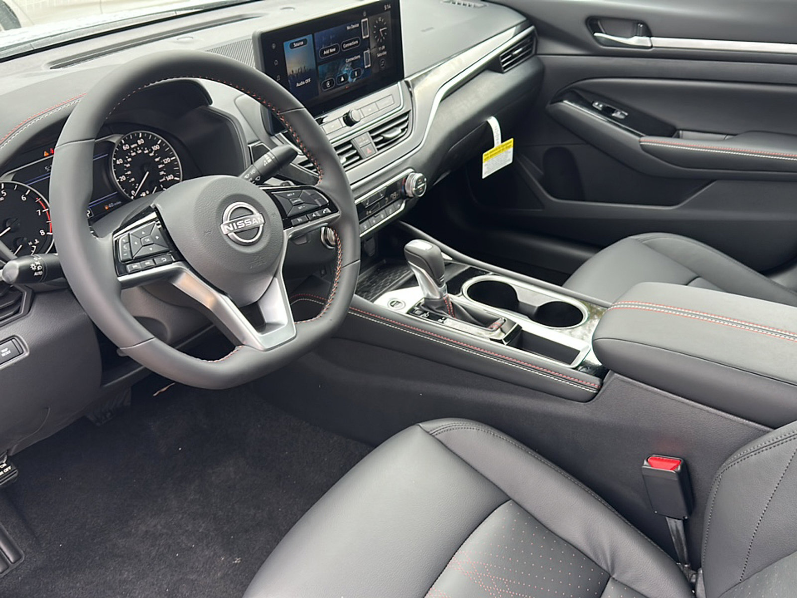 New 2025 Nissan Altima 2.5 SR w/ SR Premium Package image 9