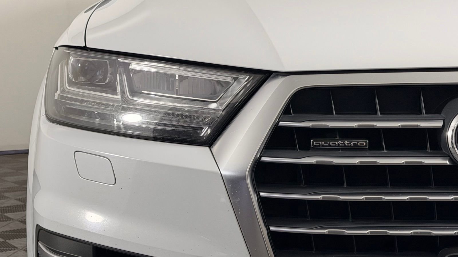 Used 2018 Audi Q7 3.0T Premium Plus AWD/4WD image 3